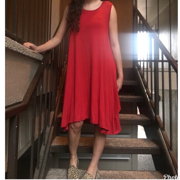 ❤️ RED SHIFT DRESS❤️ - Picture 2 of 4